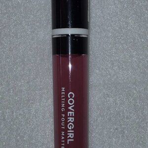 Covergirl Melting Pout Matte Liquid Lipstick 300 Secret.
